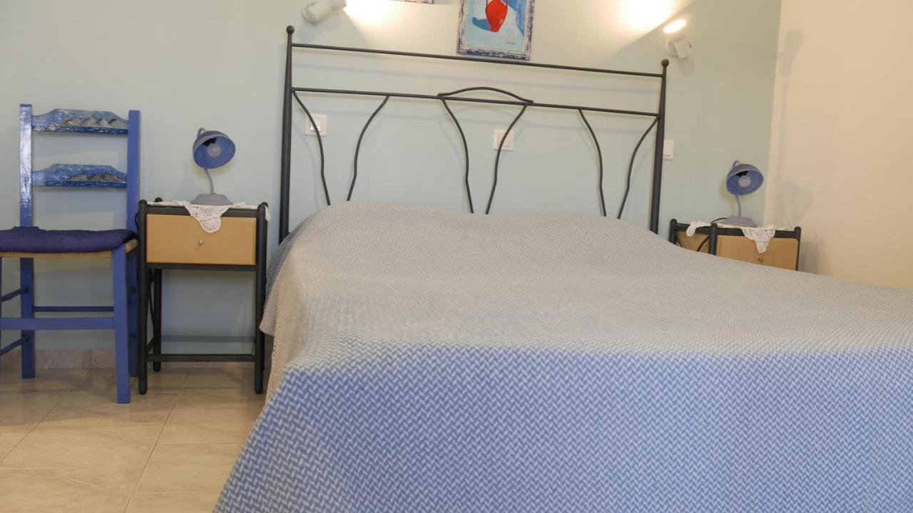 Pepi'S Rooms Triovasalos Экстерьер фото