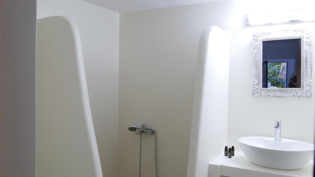 Pepi'S Rooms Triovasalos Экстерьер фото